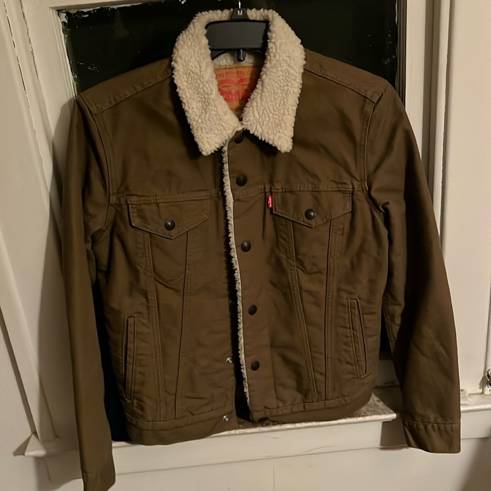 Brand new men’s Levi jacket, size small